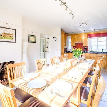Lake Cottage - A Large Holiday Home In Thorpeness - Close To The Beach And The Meare - Aldeburgh Coastal Cottages المظهر الخارجي الصورة