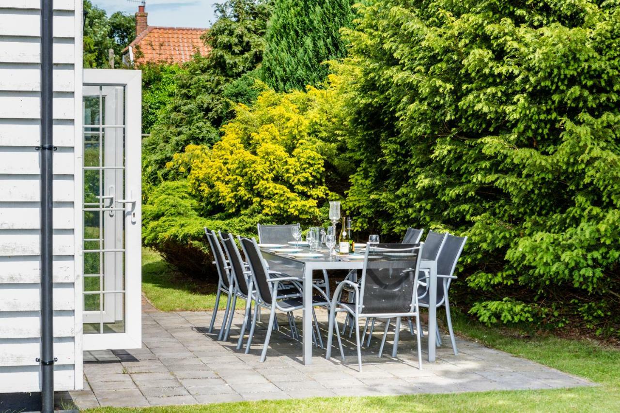 Lake Cottage - A Large Holiday Home In Thorpeness - Close To The Beach And The Meare - Aldeburgh Coastal Cottages المظهر الخارجي الصورة