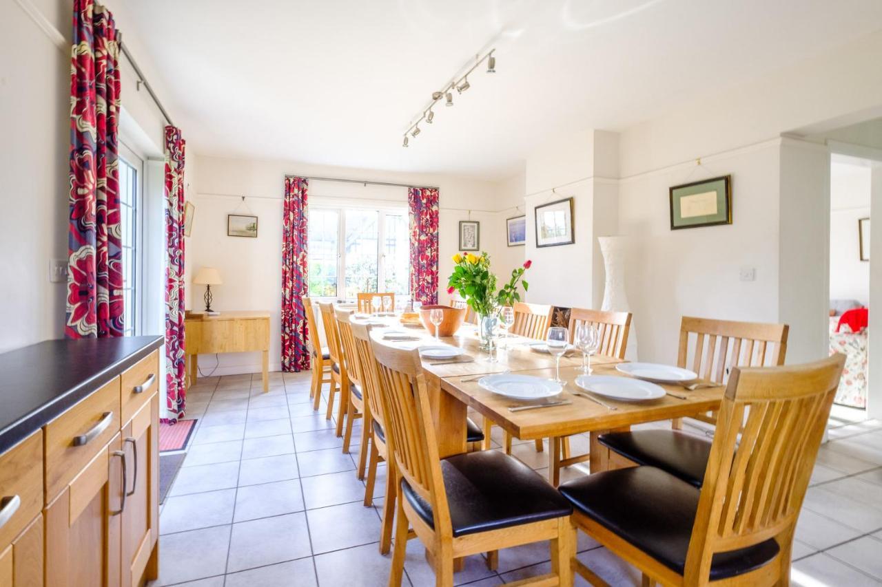 Lake Cottage - A Large Holiday Home In Thorpeness - Close To The Beach And The Meare - Aldeburgh Coastal Cottages المظهر الخارجي الصورة