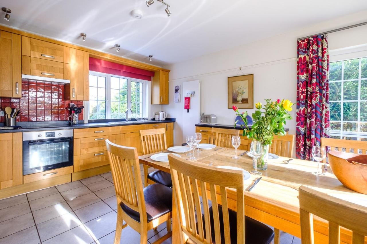 Lake Cottage - A Large Holiday Home In Thorpeness - Close To The Beach And The Meare - Aldeburgh Coastal Cottages المظهر الخارجي الصورة