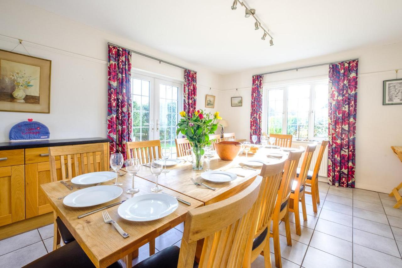 Lake Cottage - A Large Holiday Home In Thorpeness - Close To The Beach And The Meare - Aldeburgh Coastal Cottages المظهر الخارجي الصورة