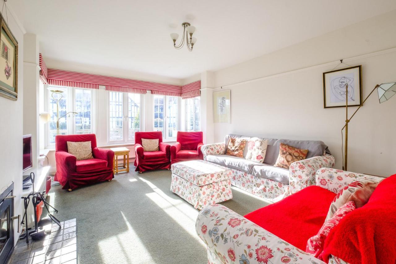 Lake Cottage - A Large Holiday Home In Thorpeness - Close To The Beach And The Meare - Aldeburgh Coastal Cottages المظهر الخارجي الصورة